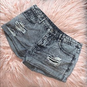 Black Forever 21 jean shorts